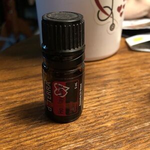 Doterra Holiday Love 5 ml opened